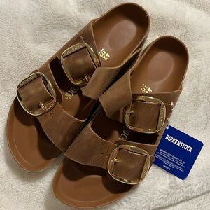 Gold Buckle Birkenstock Arizonas 42